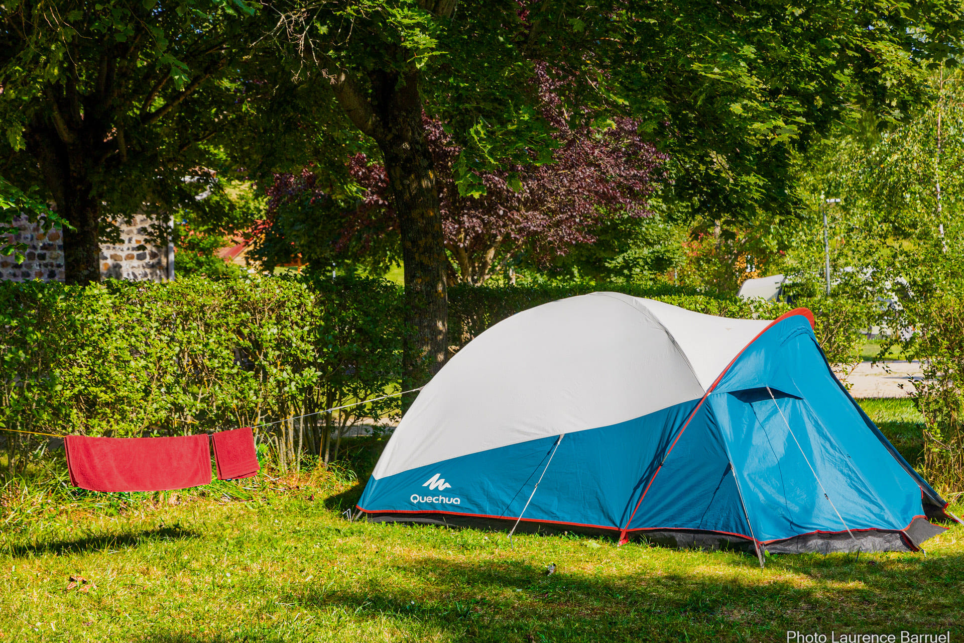 Camping estela puy en velay haute loire tente