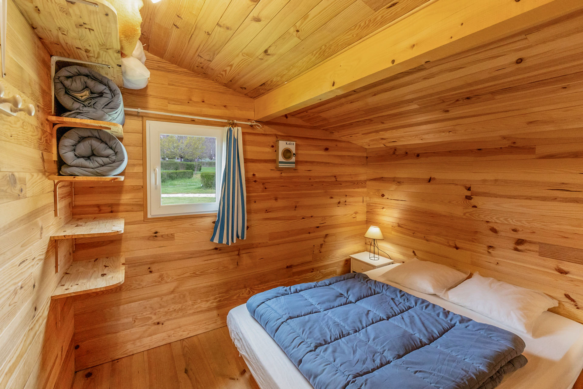 camping location 4pers puy en velay